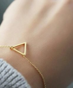 Bracelet triangle dore