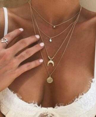 Collier corne lune tendance