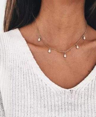 Collier ras du cou createur
