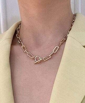 Collier grosse maille doree