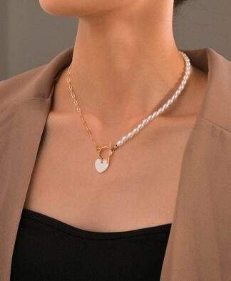 Collier maillons perles et anneau vrille