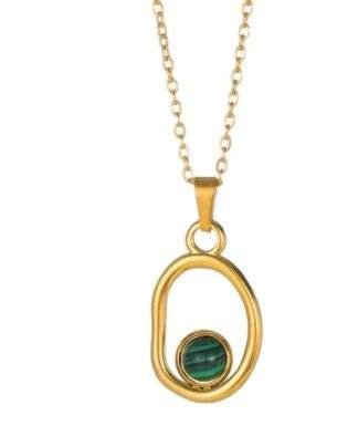 Collier pierre verte tendance 2024