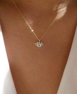 Collier porte-bonheur tendance 2024