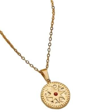 collier medaille acier dore tendance 2024