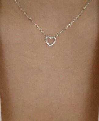 collier pendentif coeur tendance 2024