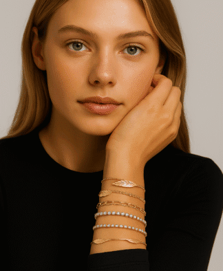 Ensemble de bracelets dorés feuilles et strass – multi-styles élégants